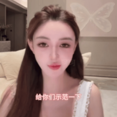 Sức hút của hotgirl Diệp Kha vượt ngoài mong đợi.