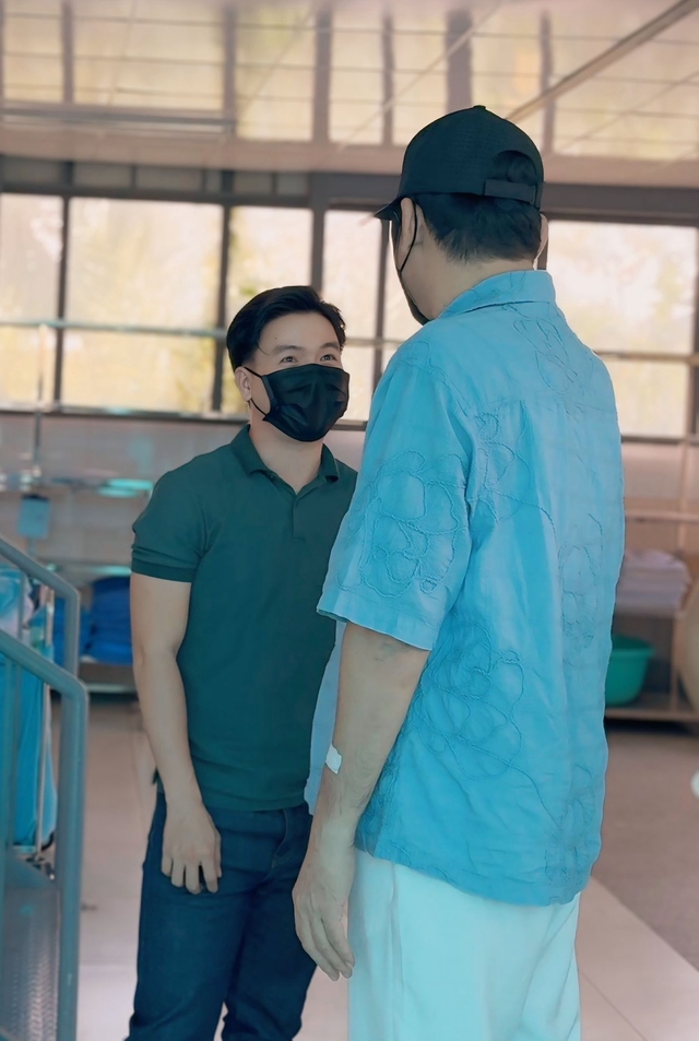 Diễn viên Huỳnh Anh Tuấn lộ diện rõ mặt