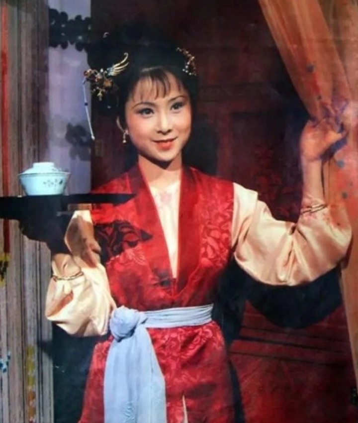 An Văn vai Tình Văn