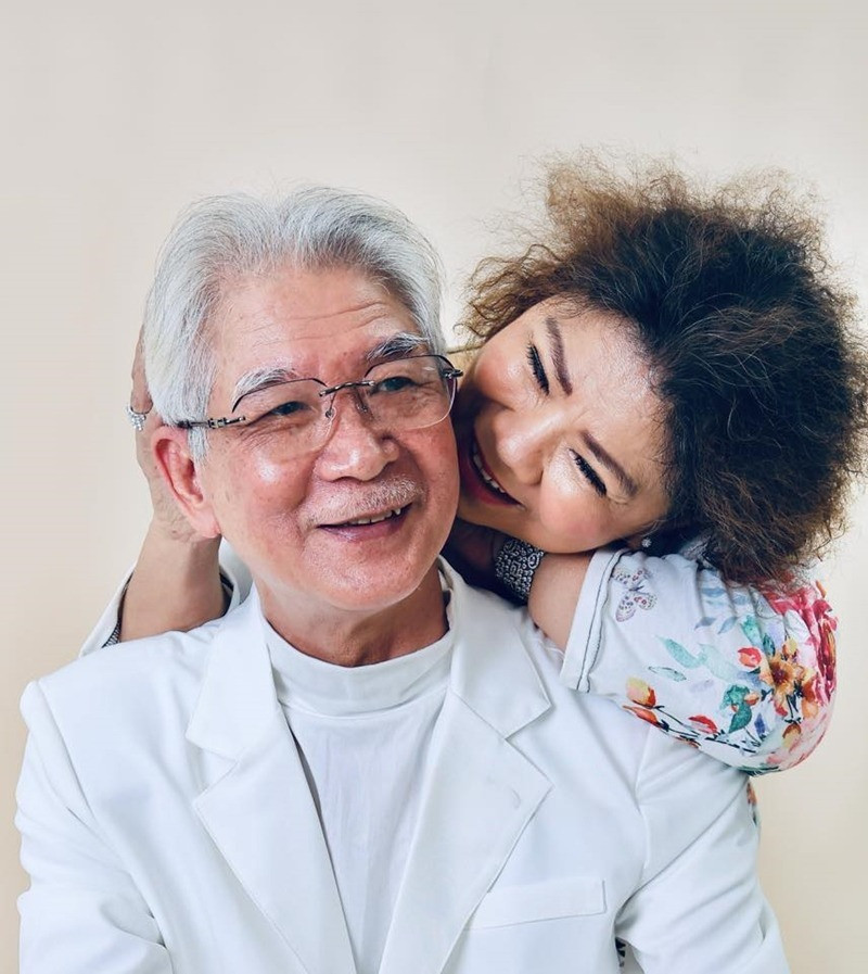 Hạnh phúc viên mãn của NSND Thanh Hoa bên chồng