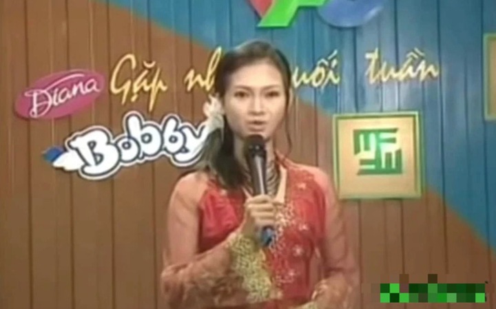 MC Thu Thủy dẫn chương trình Gặp nhau cuối tuần