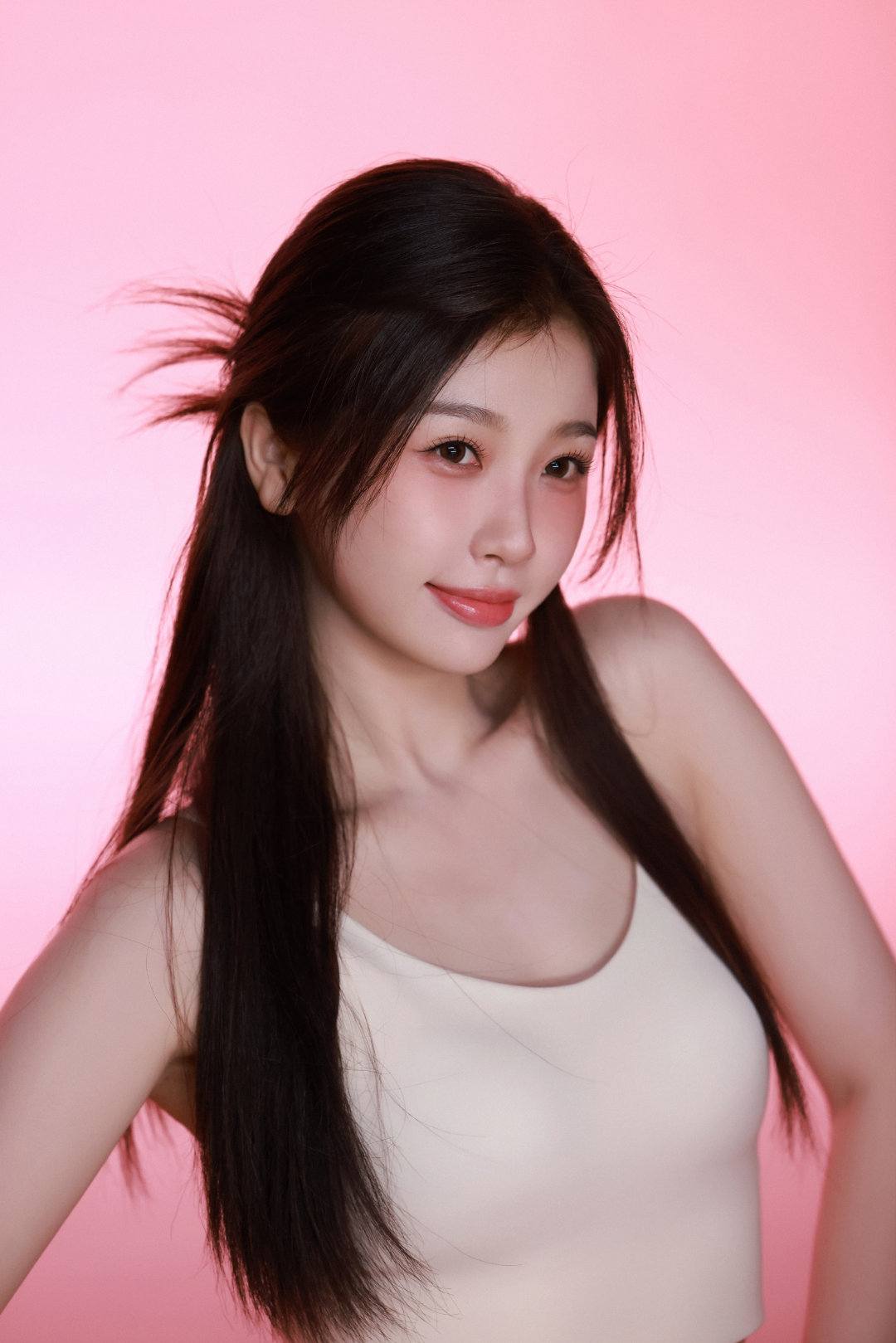 Gia đình đang vướng vào bê bối pháp lý