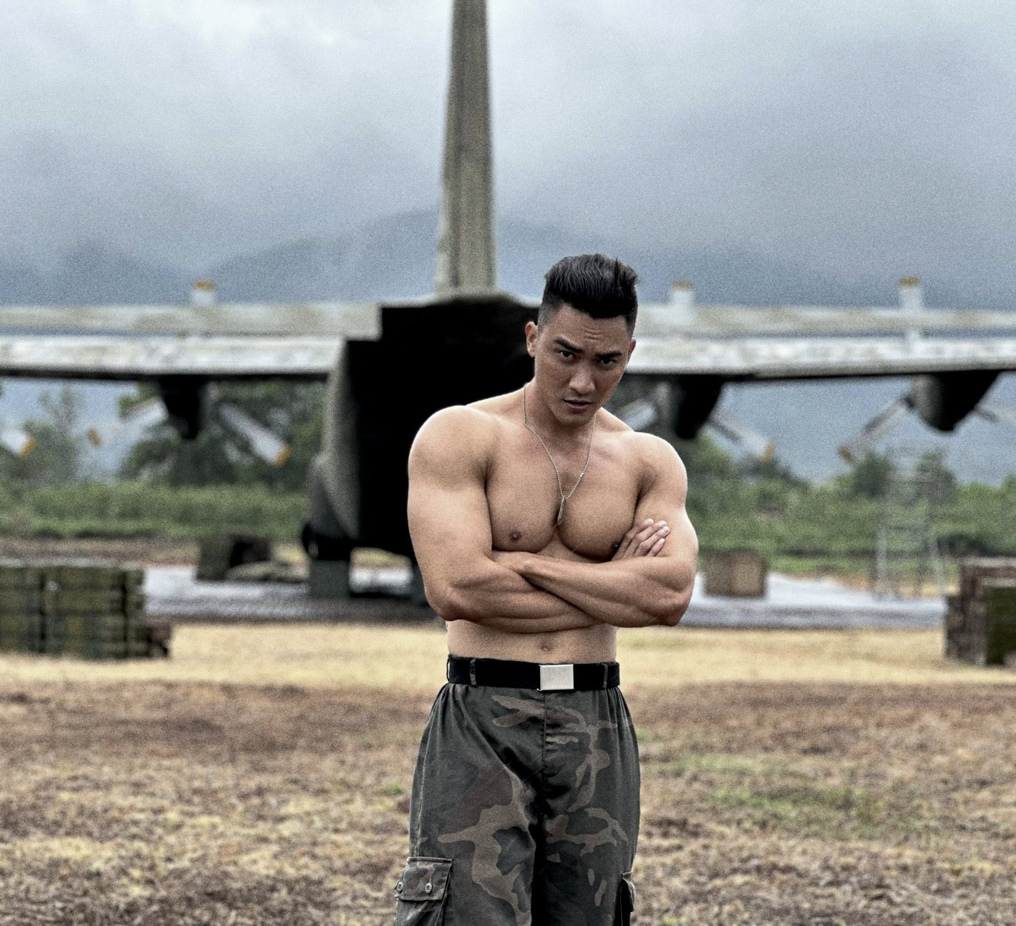 Lương Gia Huy trong cảnh hành động
