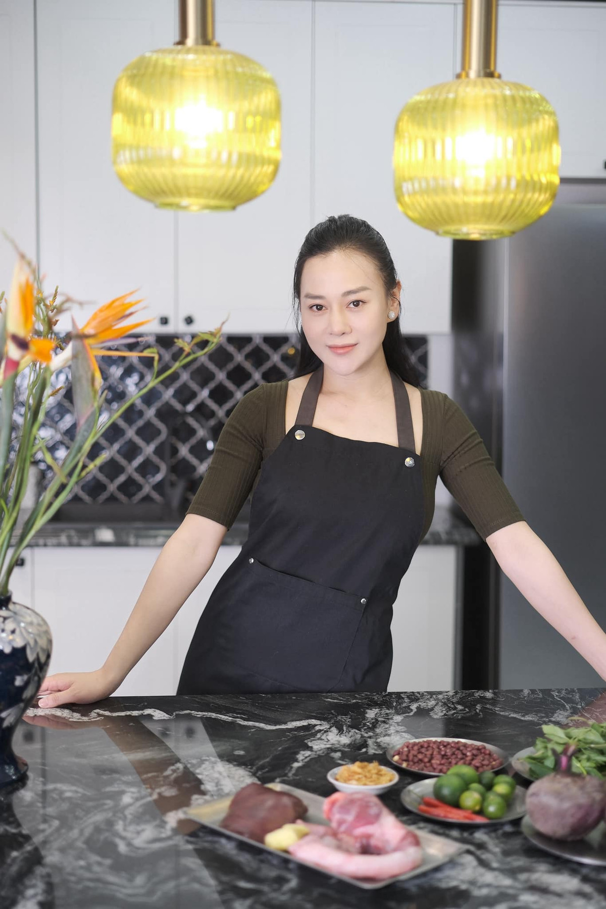 Căn bếp hiện đại trong biệt thự của Phương Oanh