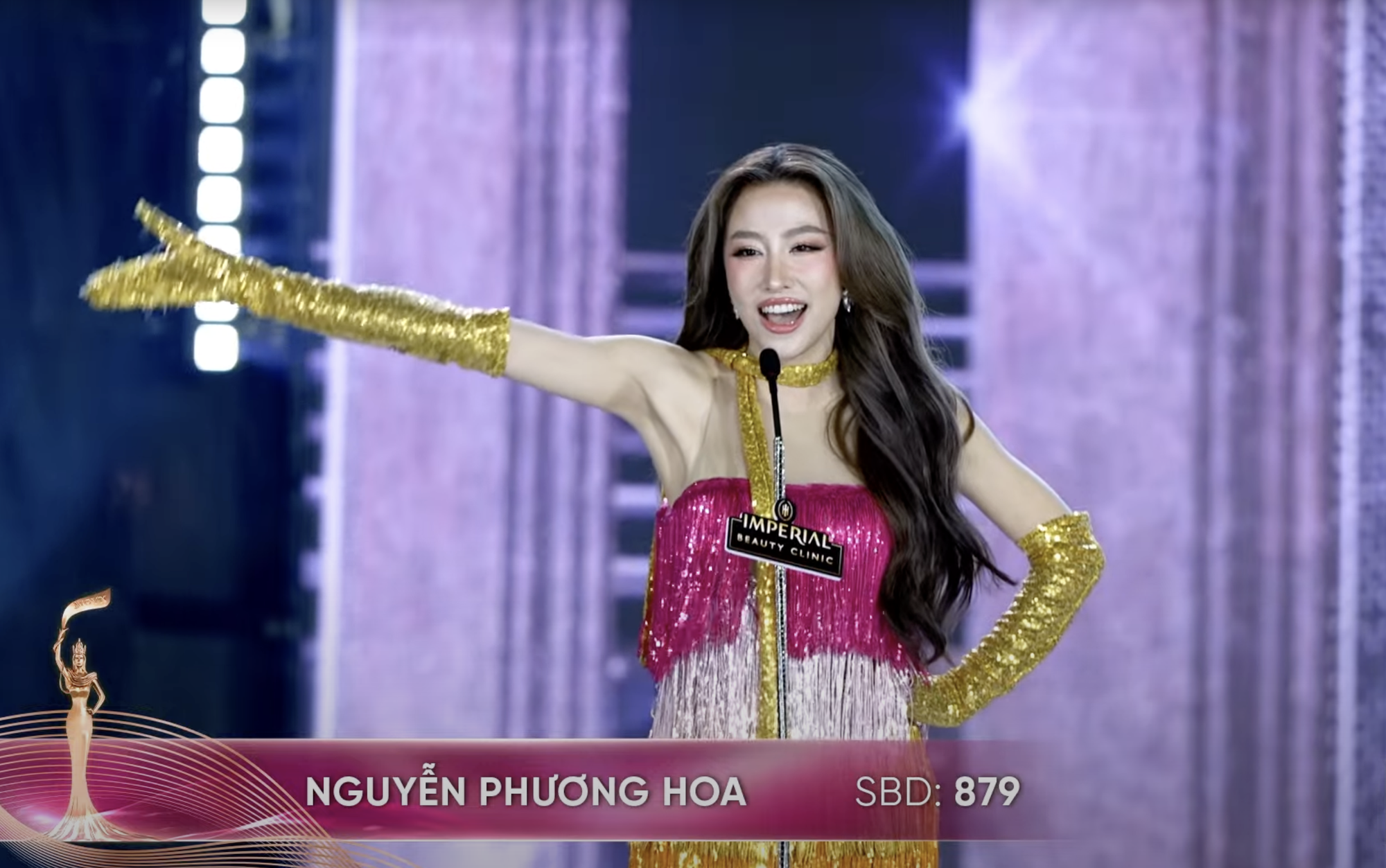 Màn đồng diễn top 35 thí sinh