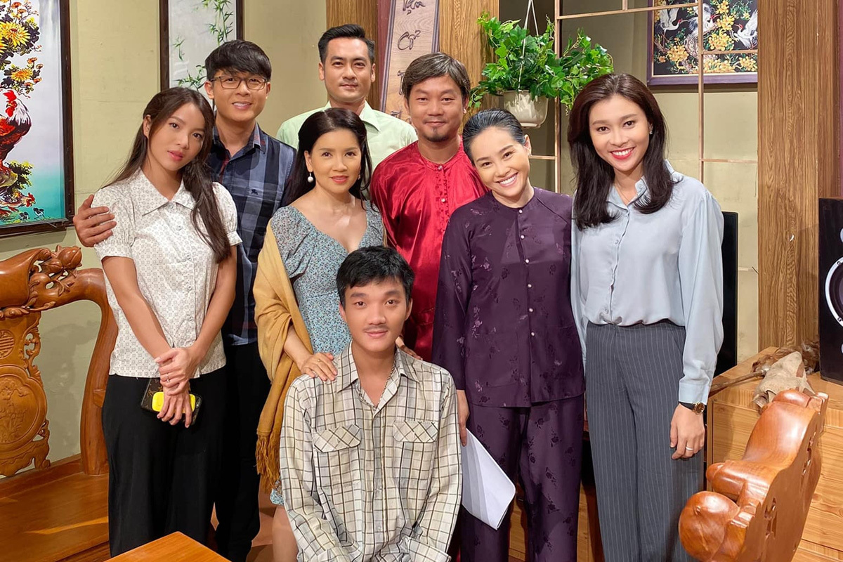 NSƯT Ngọc Trinh ra đi đột ngột khiến đồng nghiệp, người hâm mộ bàng hoàng thương tiếc