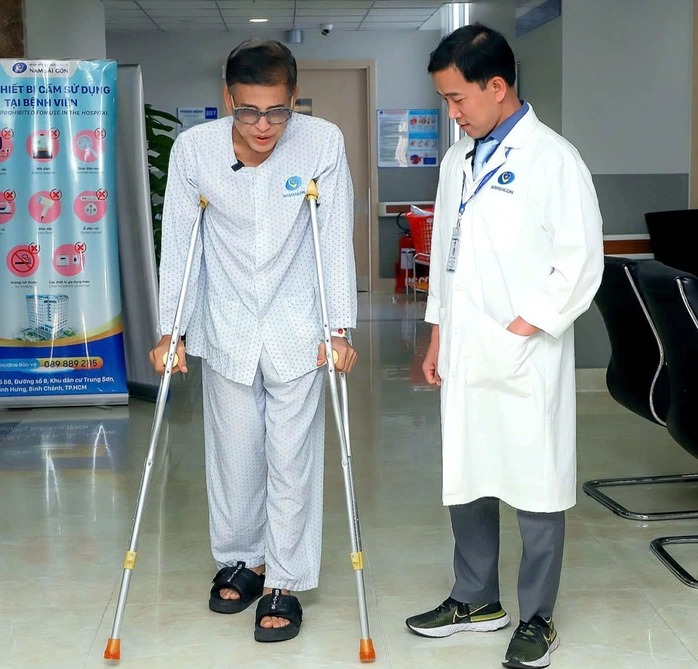 Hình ảnh sau tai nạn của MC Thanh Bạch
