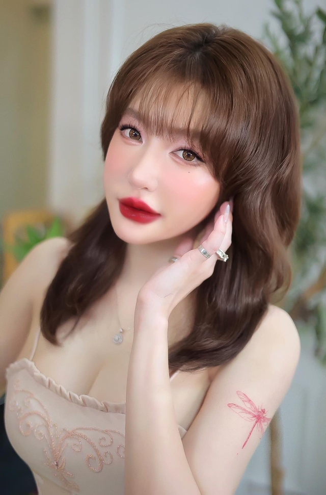 Elly Trần sau hôn nhân và làm mẹ đơn thân