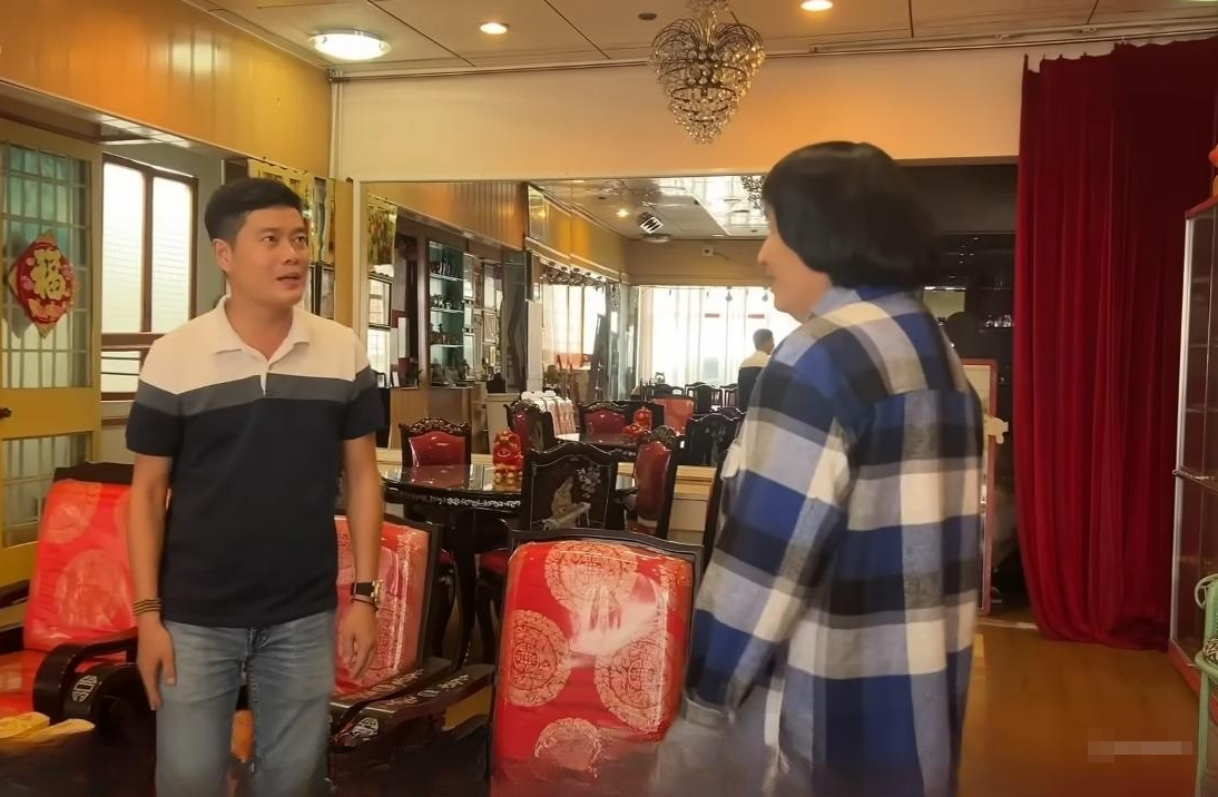 Căn biệt thự rộng lớn, thiết kế sang trọng