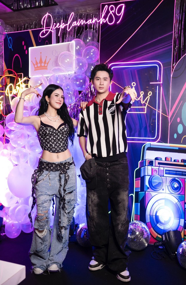 Phạm Kiên kém 11 tuổi bên Diệp Lâm Anh