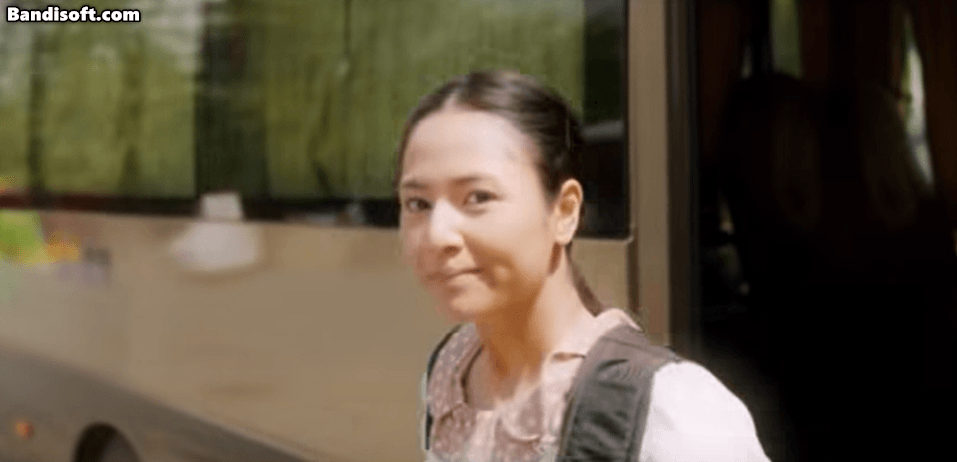 Việt Nam mới có nữ thần mặt mộc ngắm 1 lần phải khen 100 lần: Để không cỡ này, trang điểm cỡ nào- Ảnh 1. Việt Hoa trong tạo hình nhân vật Ngân năm 18 tuổi.