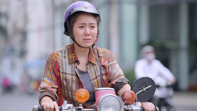 Tạo hình giản dị của nhân vật Hương trên phim Quê mùa nhưng chân thật trong vai diễn
