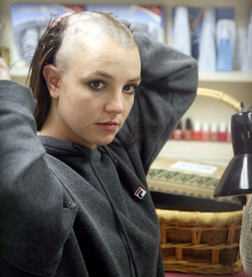 Britney Spears thời kỳ khó khăn nhất