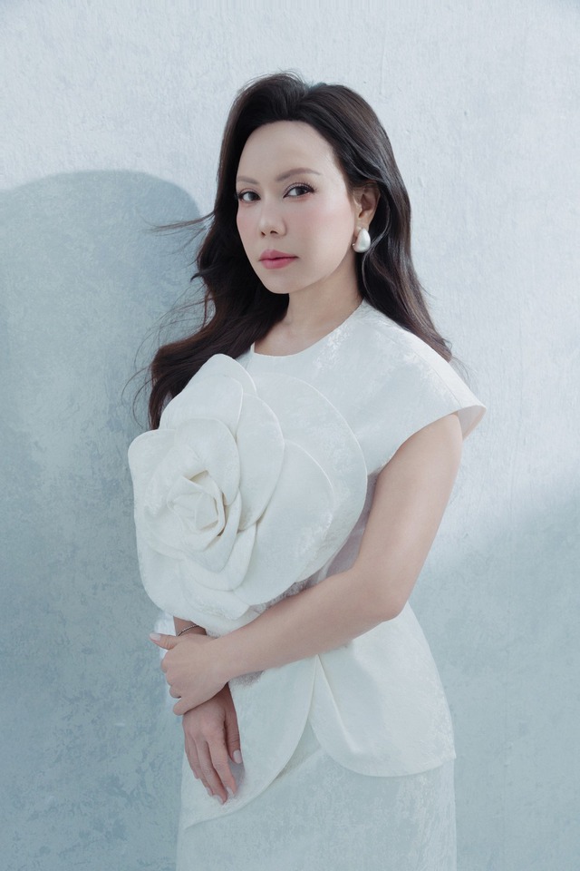 NS Việt Hương đính chính- Ảnh 2. Nghệ sĩ Việt Hương có nhiều năm hoạt động nghệ thuật, trở thành tên tuổi được nhiều thế hệ khán giả biết đến