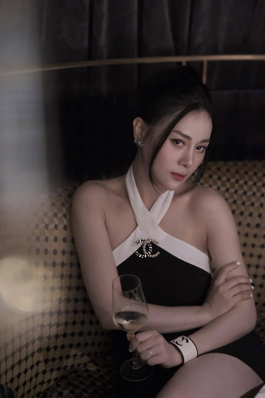 Sóng gió tình cảm của Phương Oanh