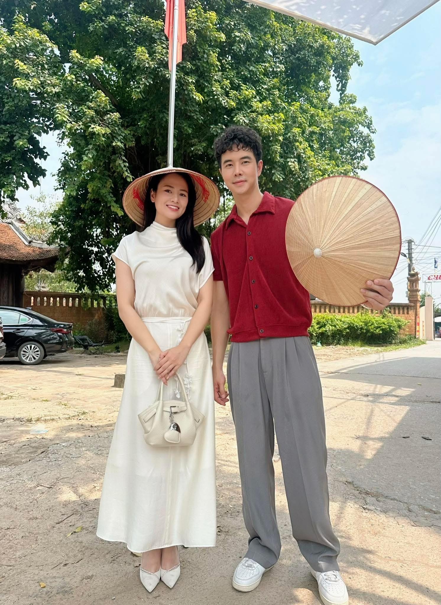 Cặp đôi Ngân - Dũng trong Gió Ngang Khoảng Trời Xanh đang được khán giả đẩy thuyền cực mạnh.