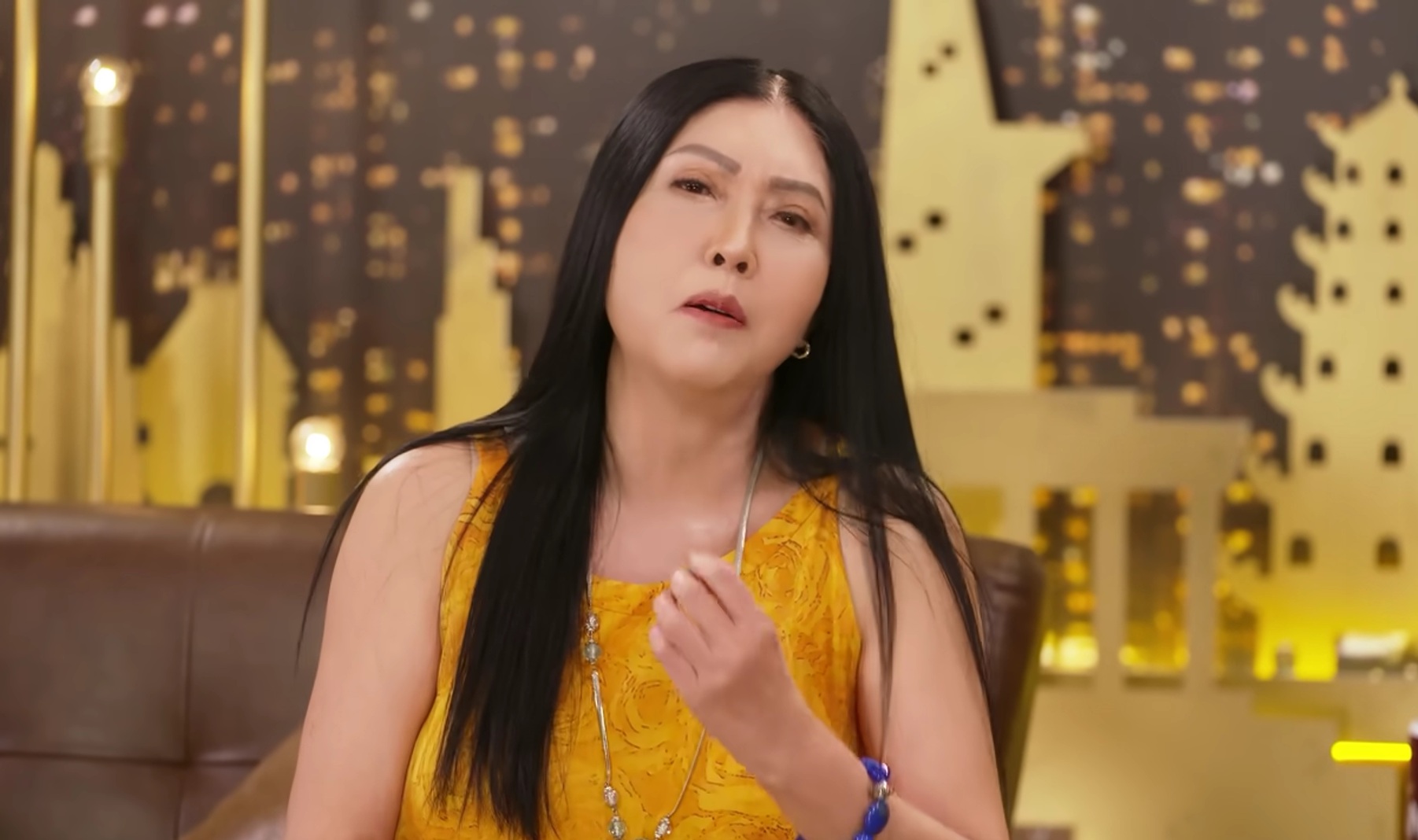 Nữ danh ca xinh đẹp 70 tuổi chưa có nhà: 'Nếu có 1 tỷ, tôi sẽ mua một căn nhà' Danh ca Họa Mi