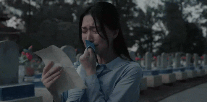 Hòa Minzy đầu tư trên 2 tỷ đồng cho MV Nỗi Đau Giữa Hòa Bình