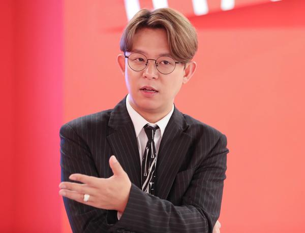 Diện mạo hiện tại của Tony Ahn Diện mạo của Tony Ahn khi đã trở thành ông chú U50