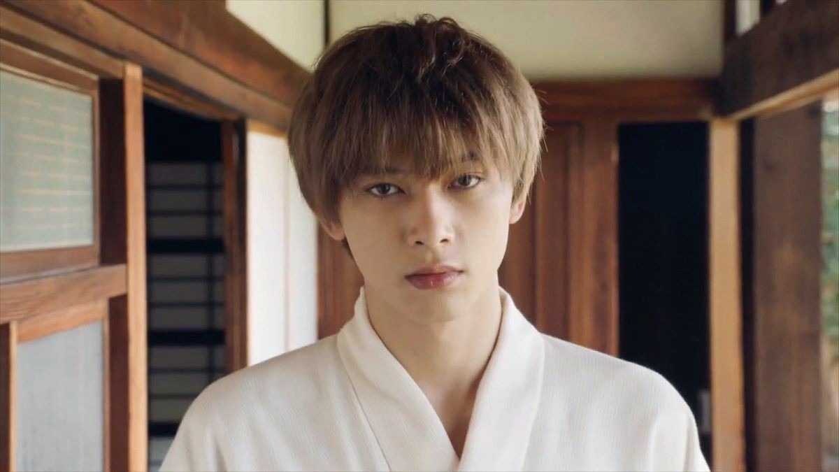 Ryo Yoshizawa biểu diễn trên sân khấu kabuki