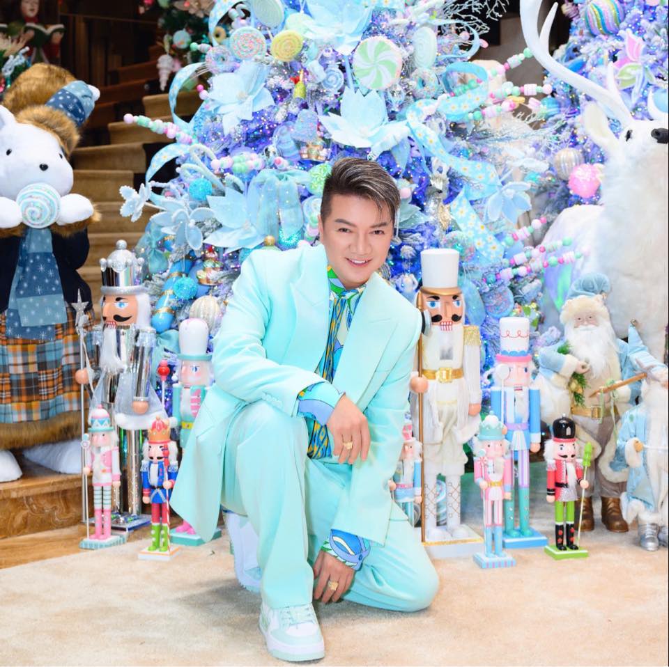 Chân dung Đàm Vĩnh Hưng