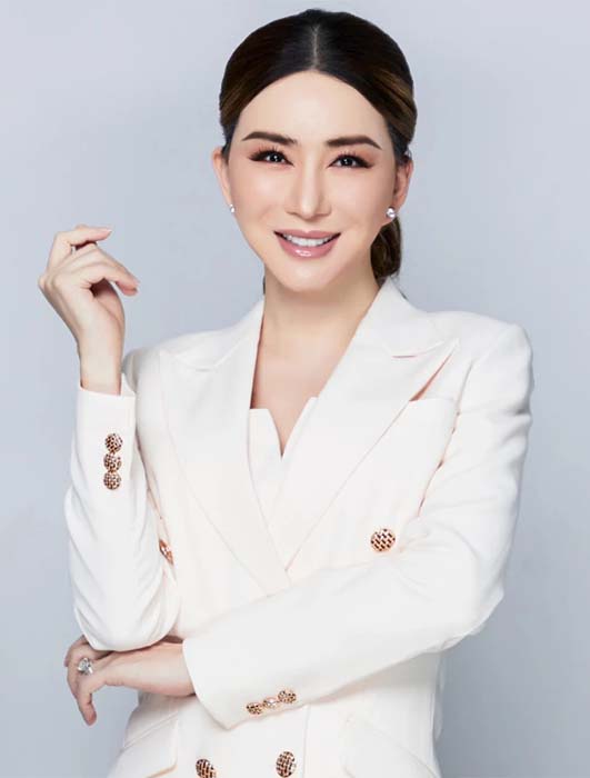 Nữ tỷ phú trốn tránh pháp luật cùng khối tài sản lớn