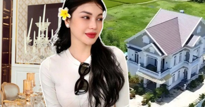 Ca sĩ Lily Chen bên biệt thự