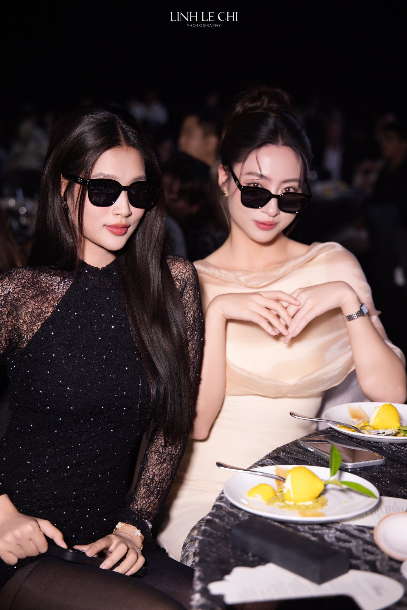 Hoa hậu Gen Z trả lời đúng 2 chữ