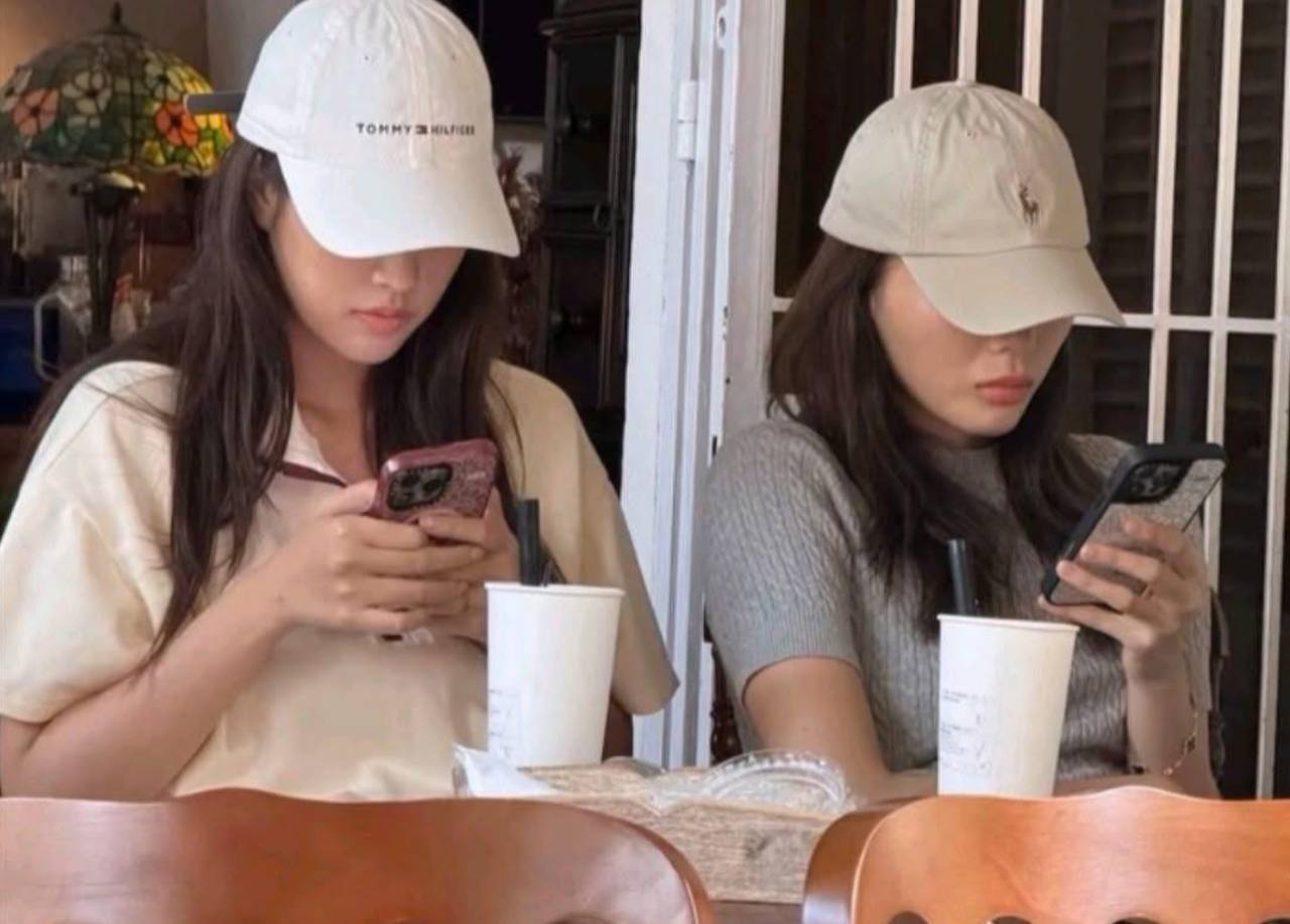 Hoa hậu Đoàn Thiên Ân và Kỳ Duyên thân thiết