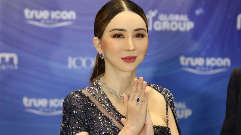 Anne Jakrajutatip biến mất sau cáo buộc lừa đảo