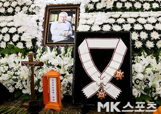 Lee Soon Jae nhận Huân chương Văn hóa sau khi qua đời