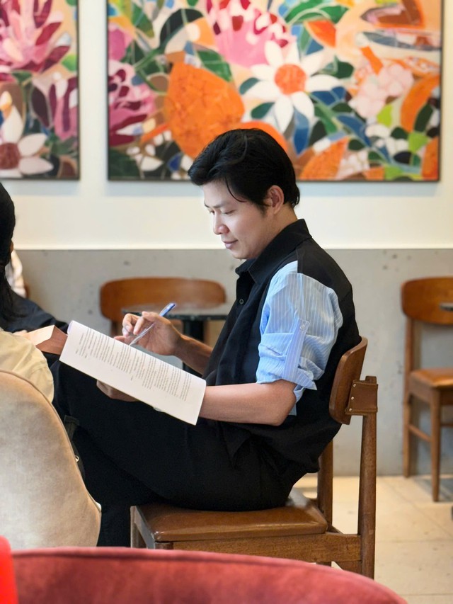 Nhạc sĩ Nguyễn Văn Chung tại buổi công bố kết quả