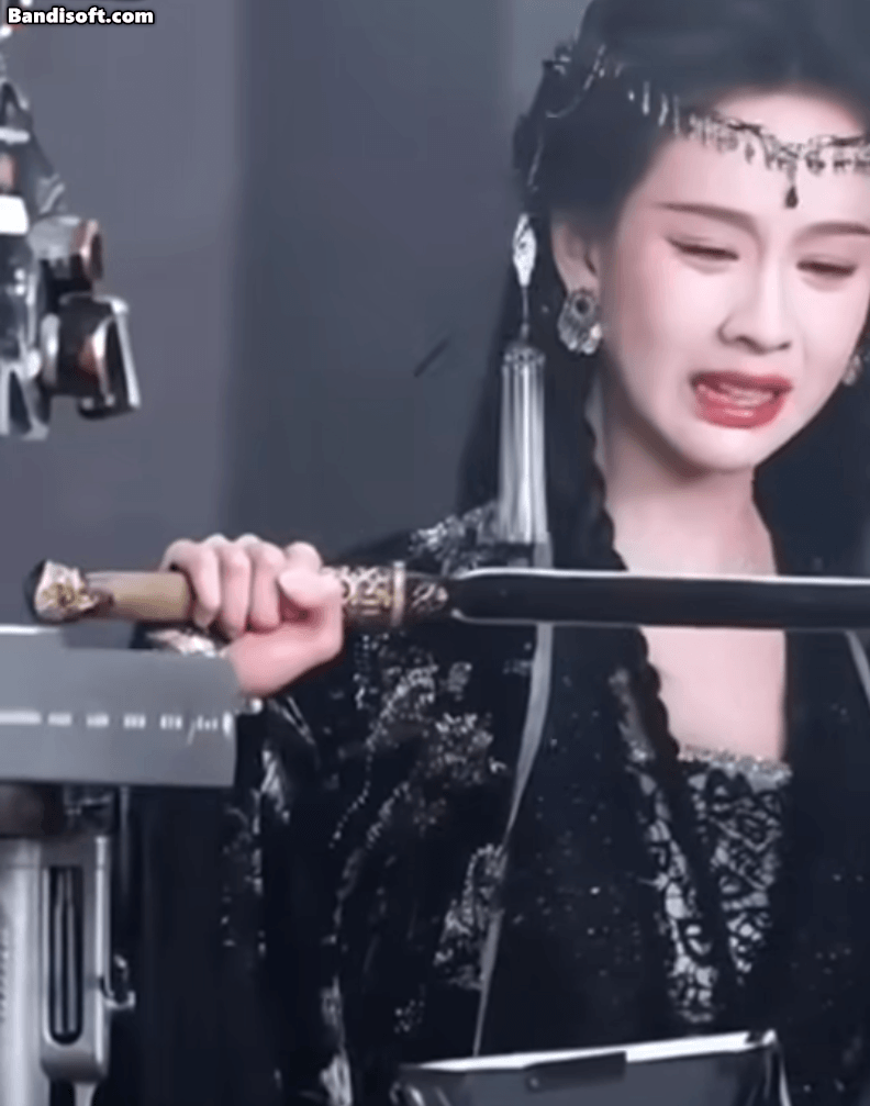 Gương mặt méo mó gây sốc của bản sao Lưu Diệc Phi: Thế này mà đòi là thần tiên tỷ tỷ- Ảnh 5. Gương mặt méo mó gây sốc của bản sao Lưu Diệc Phi: Thế này mà đòi là thần tiên tỷ tỷ- Ảnh 5.