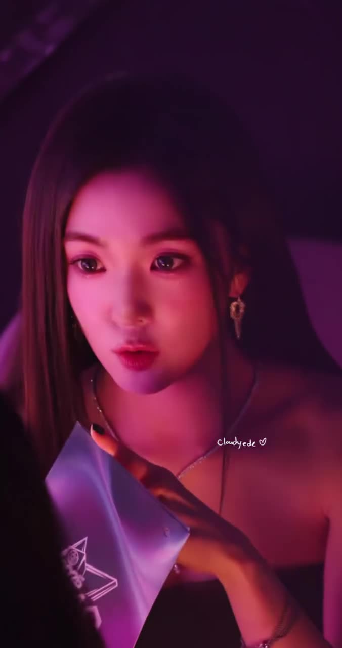 Visual hoàn hảo của Irene tại KGMA