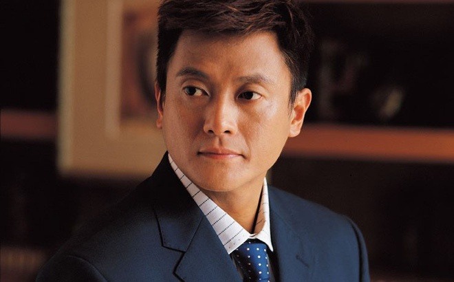 Ảnh chân dung Ngụy Tuấn Kiệt thời sự nghiệp đỉnh cao