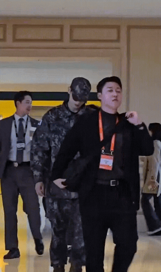 Cha Eun Woo tại tiệc chiêu đãi APEC