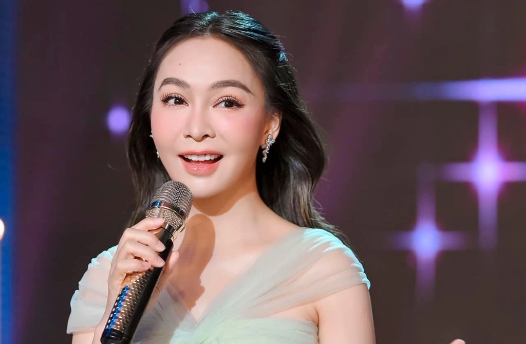 Ca sĩ Trần Mỹ Ngọc chia sẻ về âm nhạc