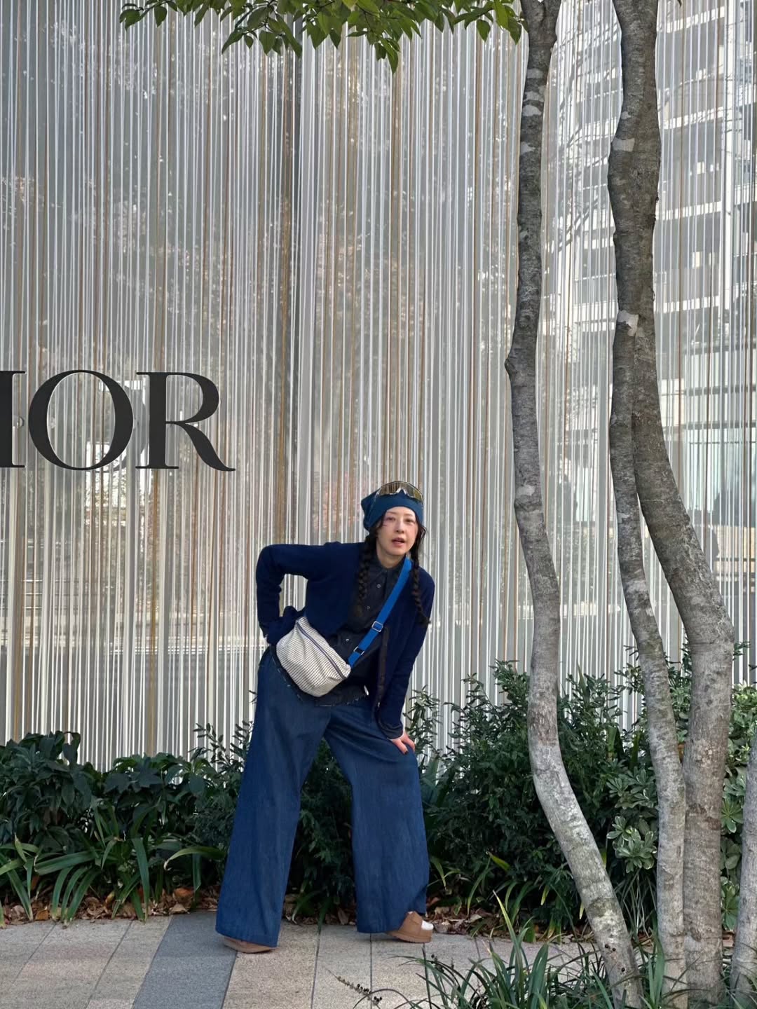 Seo Jung Hee dạo phố với tóc rối Seo Jung Hee dạo phố với tóc rối