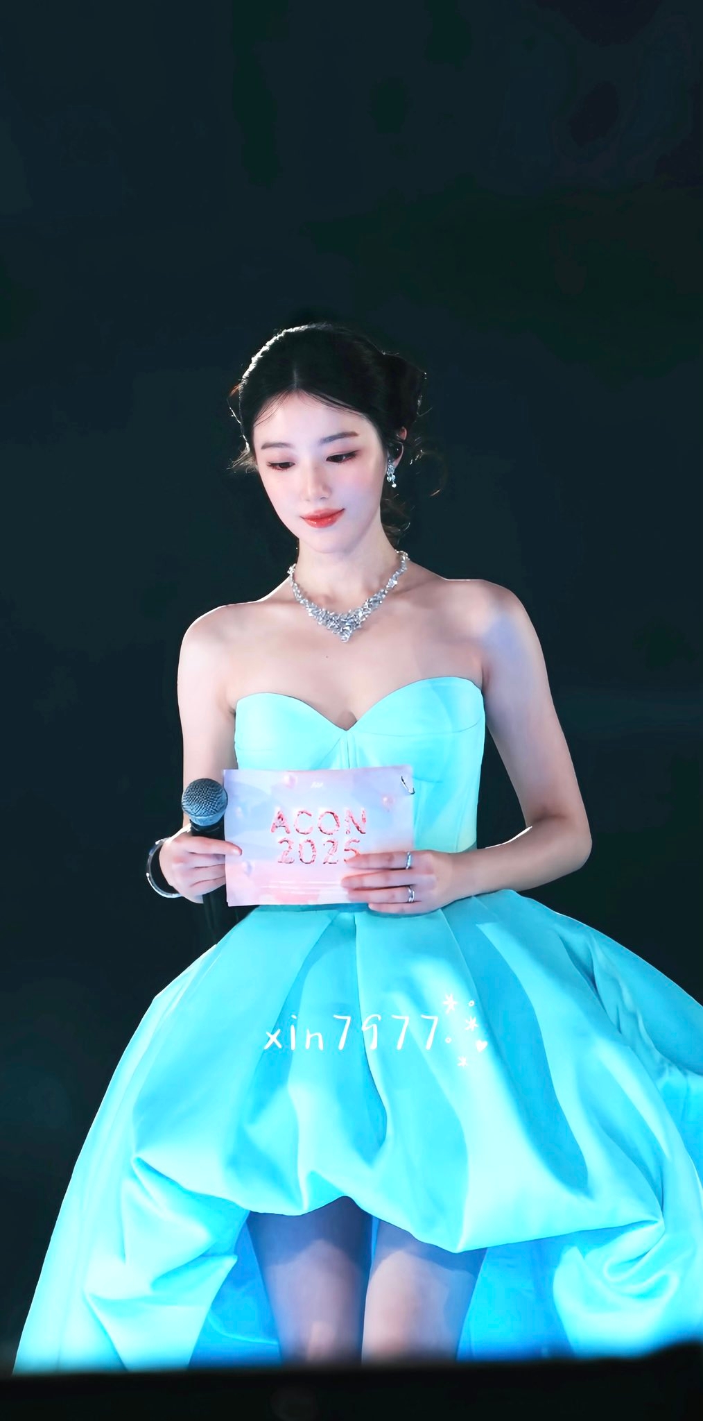 Tạo hình được netizen Trung Quốc chấm 100 điểm Shuhua gây ấn tượng với tạo hình hoàn hảo