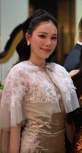 Linh Rin dịu dàng tại đám cưới em chồng Nhan sắc Linh Rin trong ngày trọng đại