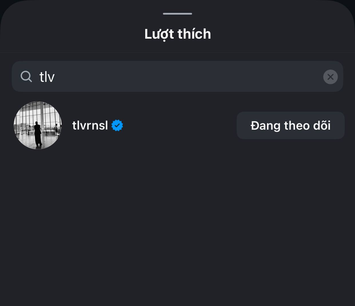 Phản ứng của Touliver khi thấy Tóc Tiên mặc áo 2 dây khoe body mướt mắt- Ảnh 2. Touliver chăm tương tác trên trang cá nhân của vợ