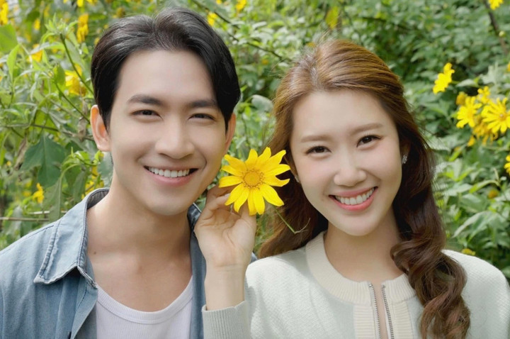 - Ảnh 1. Thúy Ngân chia tay Võ Cảnh sau khoảng một năm hẹn hò.