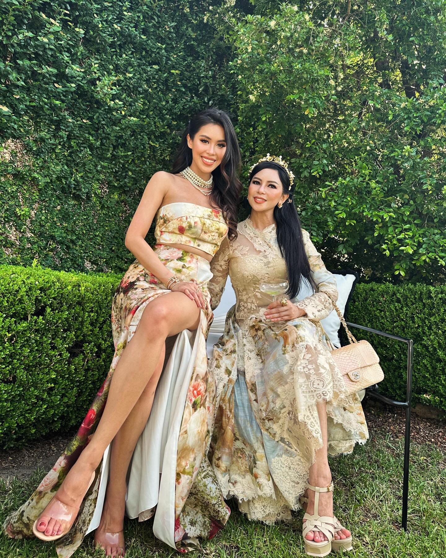 Phong thái sang trọng của bà Thuỷ Tiên Bà Thuỷ Tiên nổi bật tại sự kiện gia đình