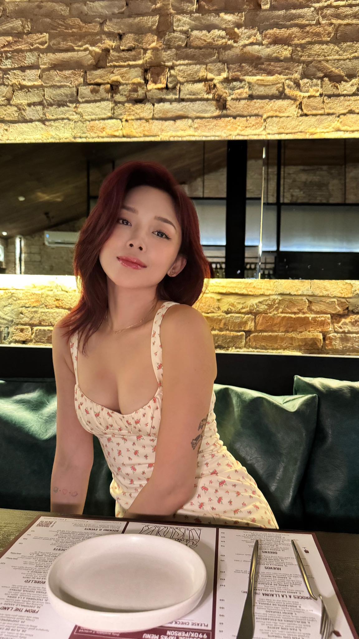 Dạo này Tóc Tiên rất chăm sử dụng mạng xã hội nhưng không nhắc đến những ồn ào đời tư