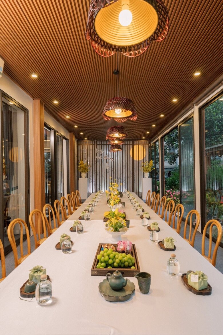 Tông gỗ trầm ấm áp làm chủ đạo nội thất Trang trí nội thất chủ yếu bằng gỗ tông trầm ấm áp