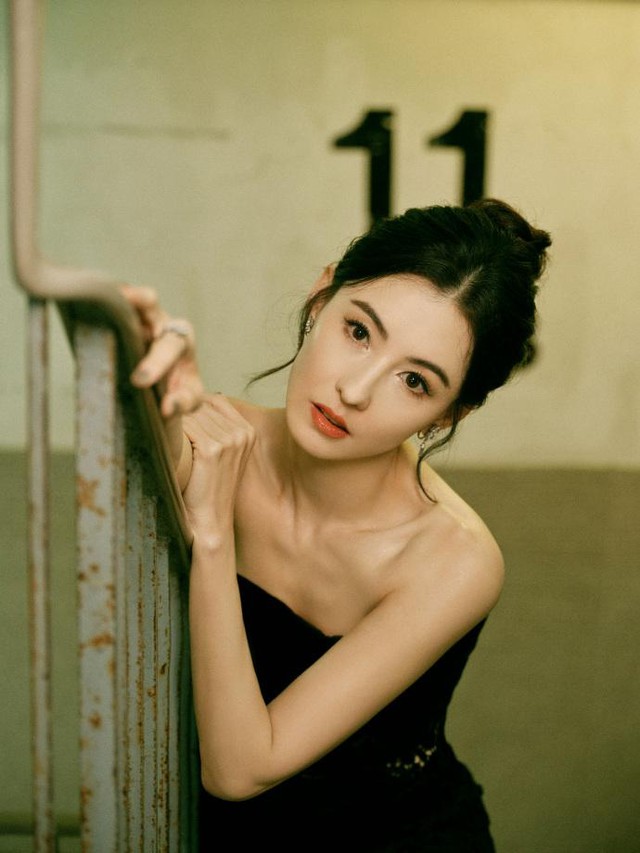 Trương Bá Chi thừa nhận mắc bệnh lạ, sống phụ thuộc vào người quản lý - Ảnh 2. Trương Bá Chi có trở ngại về tâm lý, bị sợ hãi trước những con số.