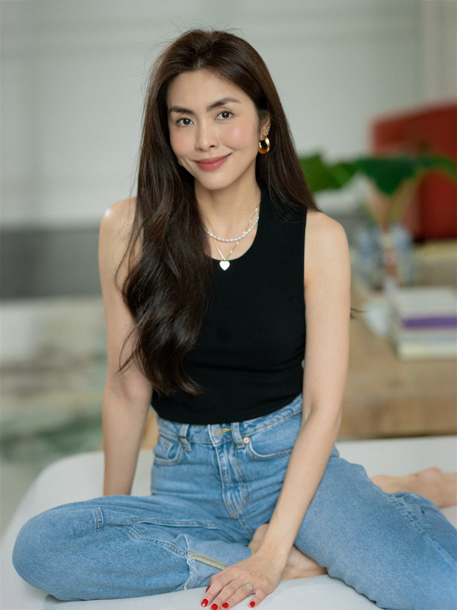 Visual đời thường của Tăng Thanh Hà Ở tuổi U40, Tăng Thanh Hà vẫn trẻ trung xinh đẹp